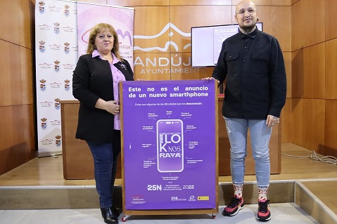 El Ayuntamiento de Andújar aborda la violencia de género digital en la campaña «Desconectar de lo k nos raya» con motivo del 25N.