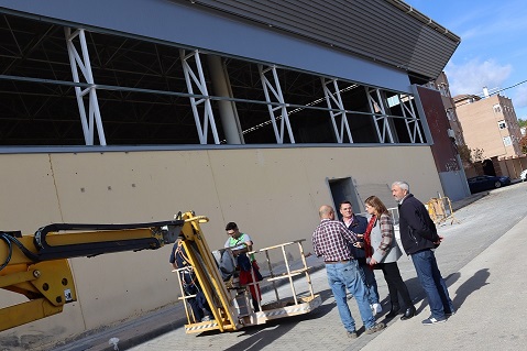 Avanzan las obras de rehabilitación e insonorización del Pabellón Ferial de Andújar.