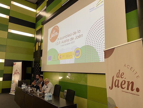 La I.G.P. Aceite de Jaén celebra su primera Asamblea General de socios.