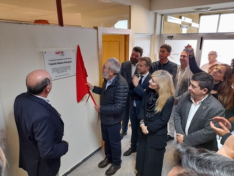 Reyes asiste a la inauguración del Centro de Formación de UGT-Jaén “Cándido Méndez Rodríguez”.
