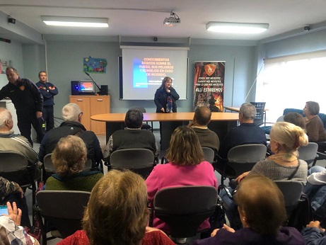 Mayores de Andújar participan en las jornadas de prevención contra incendios.