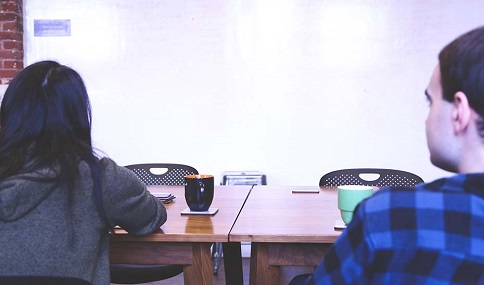 Justicia ejecutó 234 medidas judiciales impuestas a menores infractores en 17 grupos de convivencia.