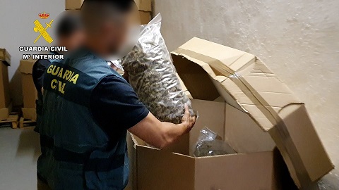 La Guardia Civil incauta el mayor alijo de marihuana descubierto hasta el momento.