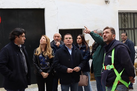 El Ayuntamiento inicia las obras de rehabilitación de las cubiertas de la Capilla del Antiguo Hospital de Andújar.