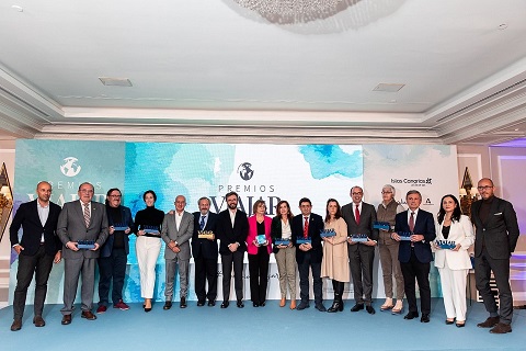 El presidente de Diputación recoge el premio concedido al “Mar de Olivos” como destino sostenible de interior.