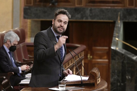 Serrano: “El Gobierno de España vuelve a dar otra lección ejemplar con las medidas de ayuda a las familias”.