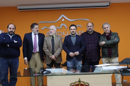 Empresas de la ciudad, asociación “Anduxar” y el Ayuntamiento de Andújar impulsan el I Certamen Poético Internacional “Pablo Alcalde Higueras”.