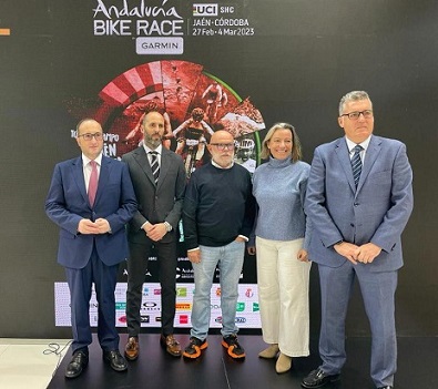 La Consejería de Turismo, Cultura y Deporte promociona la Andalucía BikeRace en FITUR.
