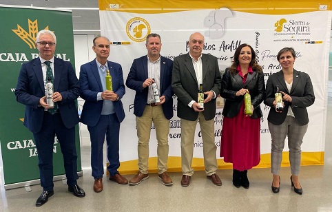 La subdelegada señala que la nueva PAC defiende y protege a los pequeños y medianos olivareros jiennenses.