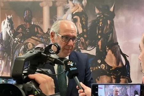 Jesús Estrella resalta el impulso de la Junta a Jaén en FITUR para potenciar el turismo y atraer viajeros.