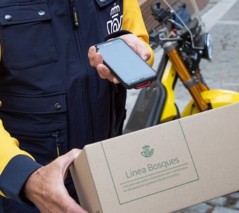 Los carteros y carteras rurales de Correos realizaron más de 845.000 operaciones en toda España en 2022.