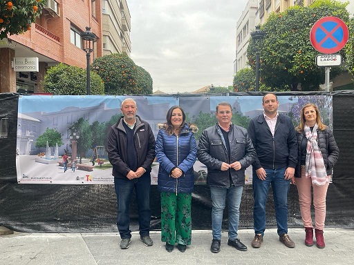 La subdelegada pone en valor que el Gobierno de España ha adjudicado 1,39 millones de euros al Ayuntamiento de Andújar para la mejora de la movilidad urbana y sostenible.