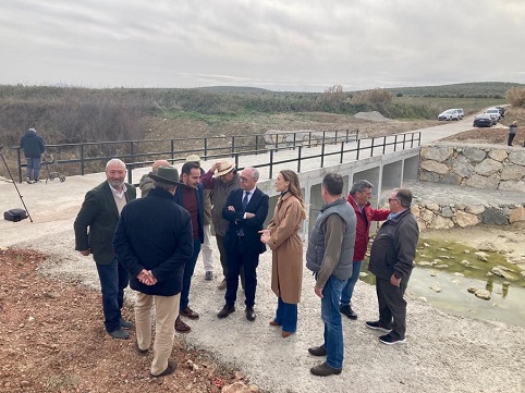 La Junta finaliza las obras del vado inundable sobre Arroyo Salado con 260.000€ de inversión.