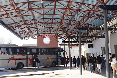 El Ayuntamiento de Andújar culmina las mejoras de accesibilidad y seguridad de la Estación de Autobuses a través de la EDUSI.