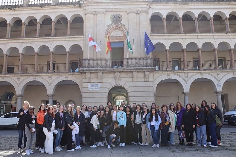 Andújar da la bienvenida a los alumnos y alumnas Erasmus del IES Jándula.