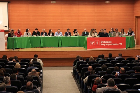 El Comité Provincial del PSOE aprueba las candidaturas municipales: “Más renovación, más mujeres y más jóvenes”.