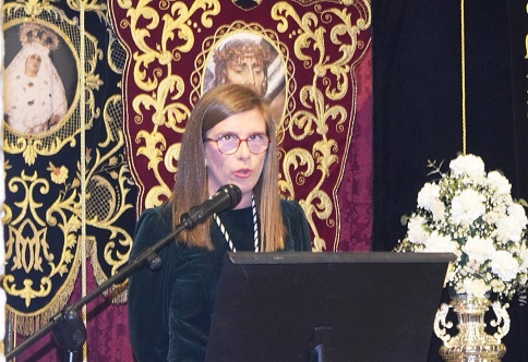 La loperana Inmaculada Gutiérrez Pérez pronunció un emotivo y sentido pregón de la Semana Santa de Lopera.