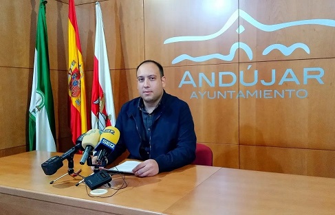El concejal de Comunicación del Ayuntamiento de Andújar da a conocer los puntos del pleno de marzo.