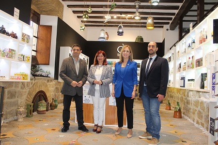 Reyes destaca la evolución y crecimiento de la oferta de oleoturismo en la provincia durante la última década.