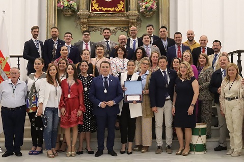 El Coro de la Cofradía Matriz recibe el galardón Romero de Oro 2023.