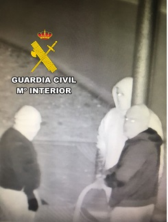 La Guardia Civil ha detenido a los presuntos autores de 10 Delitos de Robo con Fuerza.