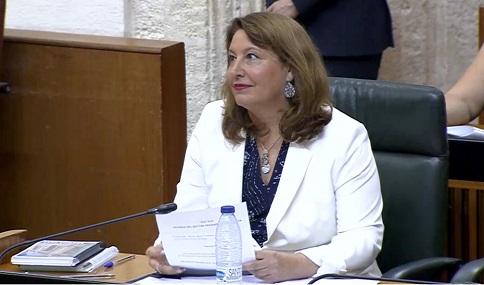 Crespo afirma que Andalucía se prepara para futuras sequías a través de los planes hidrológicos.