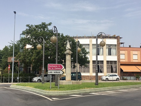 Cortes en la carretera CR-500 que conecta Puertollano con Andújar en Castilla-La Mancha.