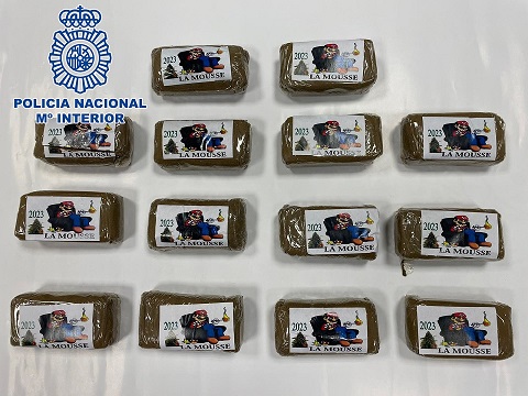 La Policía Nacional detiene en Andújar a dos varones por tráfico de drogas.