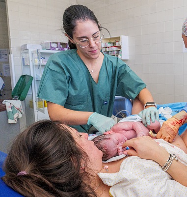 El Hospital Universitario de Jaén atiende 860 nacimientos durante el primer semestre.