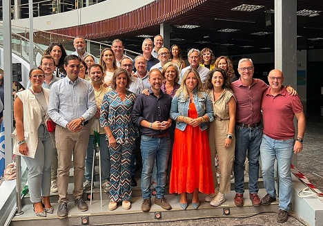 El PP de Jaén muestra en Torremolinos su “total respaldo” a Juanma Moreno para que “bajo ningún concepto se pisoteen” los intereses de Andalucía frente a otras comunidades.