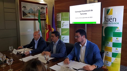 El Consejo de Turismo analiza los planes de sostenibilidad concedidos a Diputación dotados con 15 millones de euros.