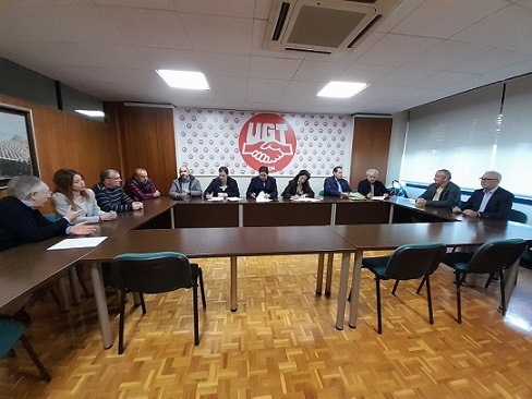 La Junta destaca la sólida negociación para alcanzar una subida del 2,5% de salarios en el sector del aceite y sus derivados de Jaén.