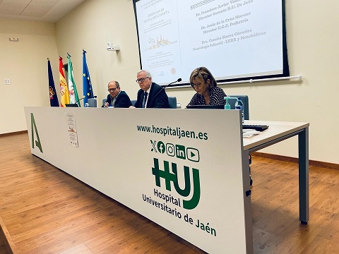 El Hospital de Jaén acoge una jornada formativa para cerca de 100 médicos residentes andaluces.