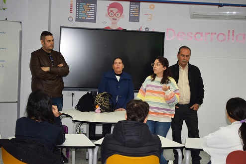 El IES Gamonares acogió una charla sobre la prevención del consumo de drogas y alcohol en los adolescentes.