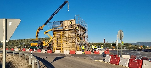 Cortes diurnos de tráfico por las obras del enlace entre la A-311 y la A-305 a su paso por Andújar, Lahiguera y Arjona.