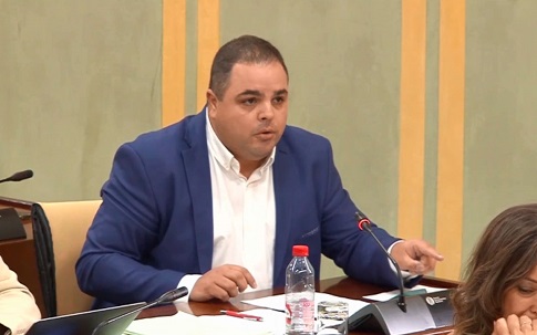 El PSOE denuncia que la Junta complica el proceso para la quema de residuos vegetales y descarga su responsabilidad sobre los ayuntamientos.