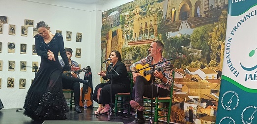 Villanueva de la Reina acogió una velada de buen flamenco.