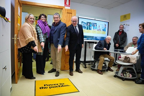 La Junta finaliza la cuarta fase de implantación de Puntos Vuela y alcanza los 389 centros en Andalucía.