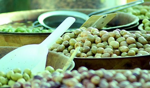 Andalucía, líder de ventas de aceitunas con una factura de récord de 470 millones y un alza del 1,5%.