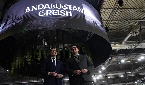 Andalucía bate récord y supera en 2023 los 33,9 millones de turistas.