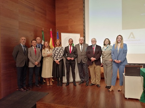 Jueces y abogados analizan en Jaén el potencial de la mediación en asuntos civiles y penales.