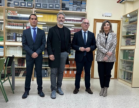 Jesús Estrella destaca el incremento de los ciclos formativos en la provincia para fomentar la inserción laboral de los jóvenes.