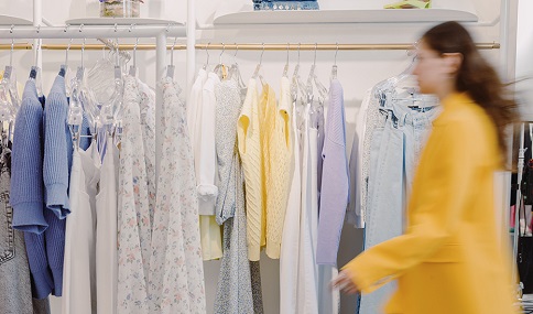 Consumo advierte que los establecimientos no están obligados a aceptar cambios y devoluciones.