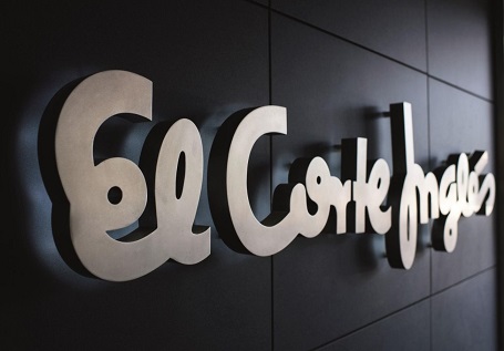 Cuidado con esta estafa a través de una web que anuncia productos en «liquidación de Navidad» de El Corte Inglés.