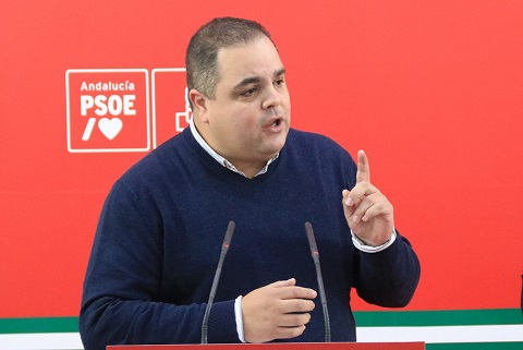 Víctor Torres: «La Junta deja fuera el 86% de solicitudes de ayudas para infraestructuras deportivas».