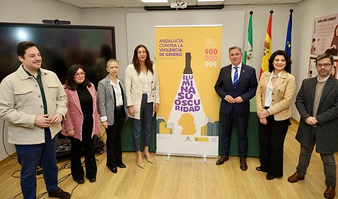 El Gobierno andaluz suma a las comunidades de vecinos como aliados contra la violencia de género.