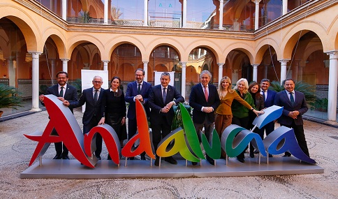 Antonio Sanz anuncia una nueva red de centros de capacitación digital en municipios.