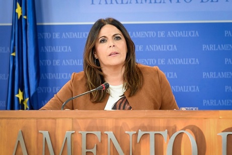 Ángeles Férriz señala que “La Junta alimenta la sangría de profesionales en la sanidad pública mientras aumenta en un 54% en gasto en la privada”.