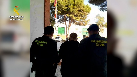 Desarticulada una trama que se lucraba con contratos irregulares de repatriación de cadáveres de migrantes fallecidos en el mar.