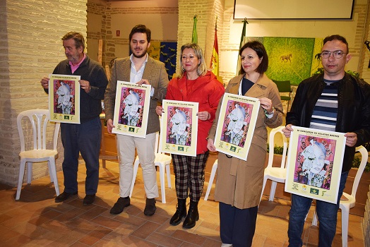 Lopera acogió el acto de presentación del Cartel del XI Certamen de Relatos Breves «Ecos Loperanos» y la presentación del libro recopilatorio de los relatos ganadores.